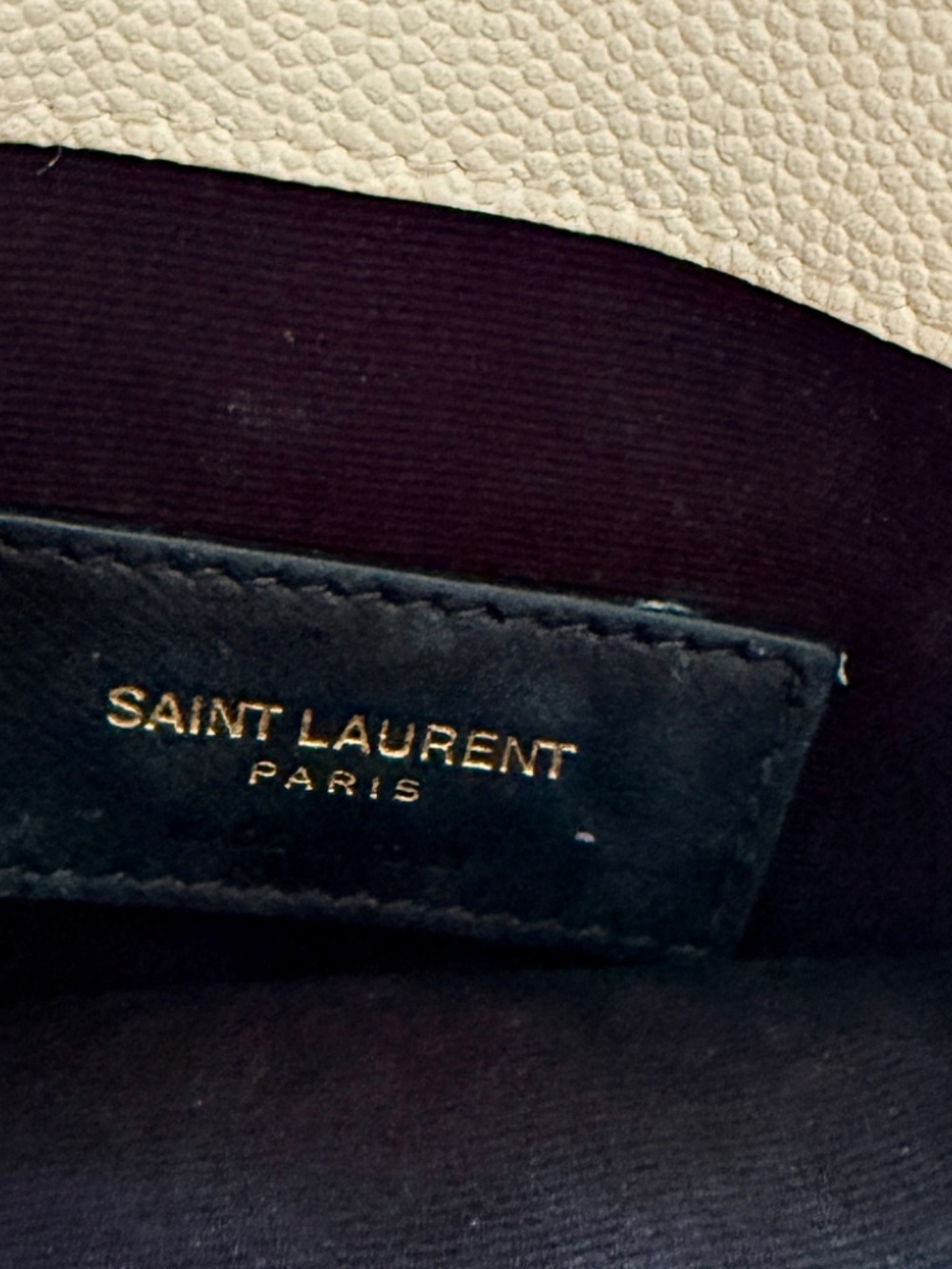 YSL pouch, crème de poudre embossed leather - Picture 6 of 9
